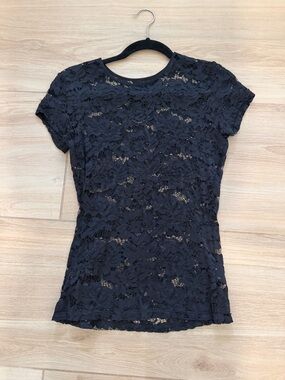 Women's Black Lace Short-Sleeve Top